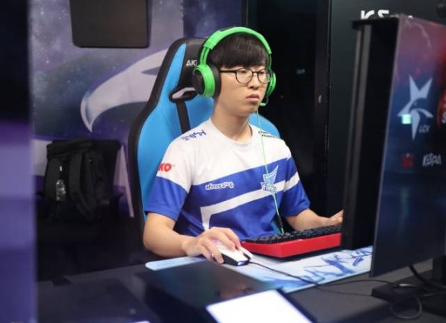 在亚洲属于 在亚洲属于